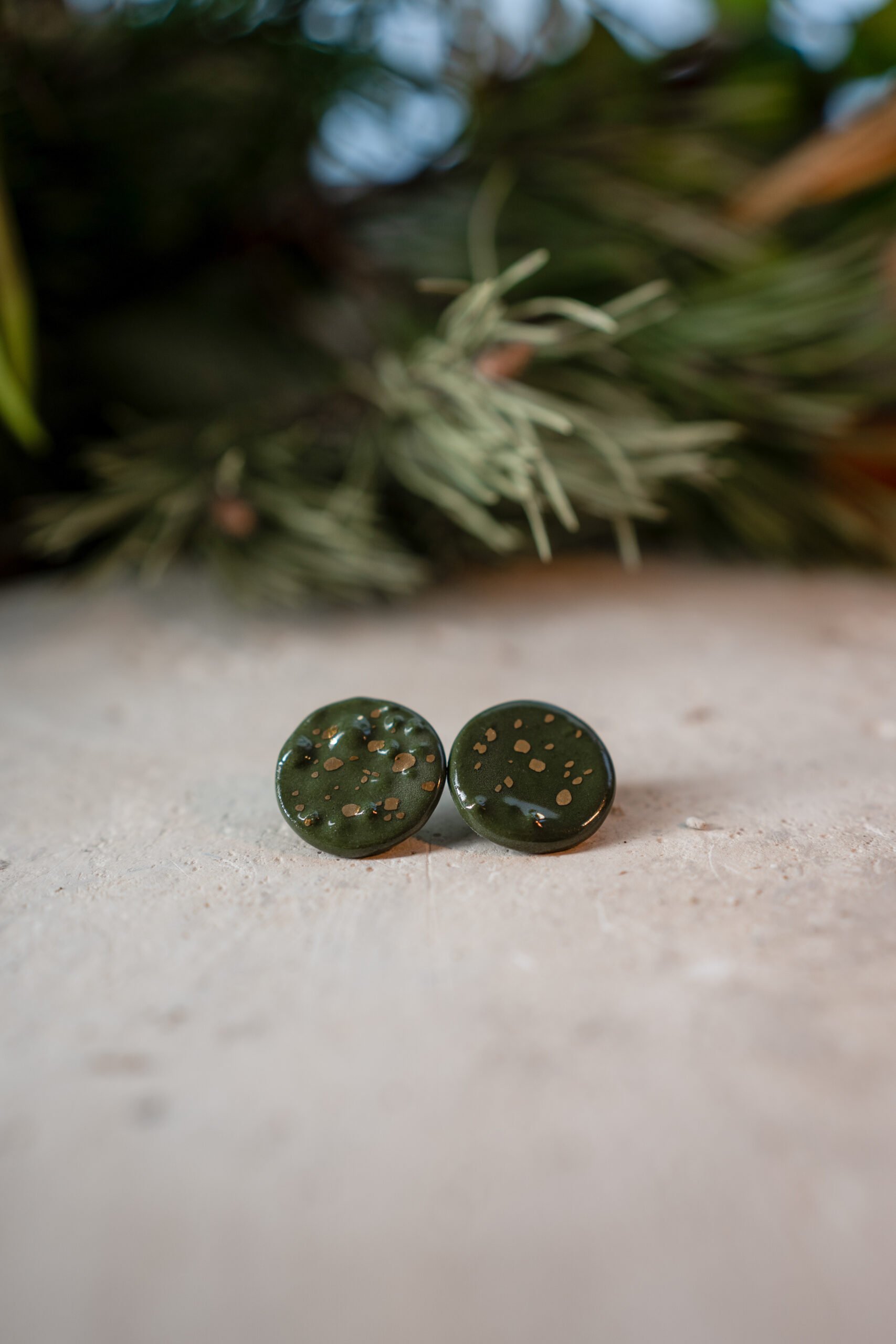 Ceramiczne kolczyki - Sosnowy Szept